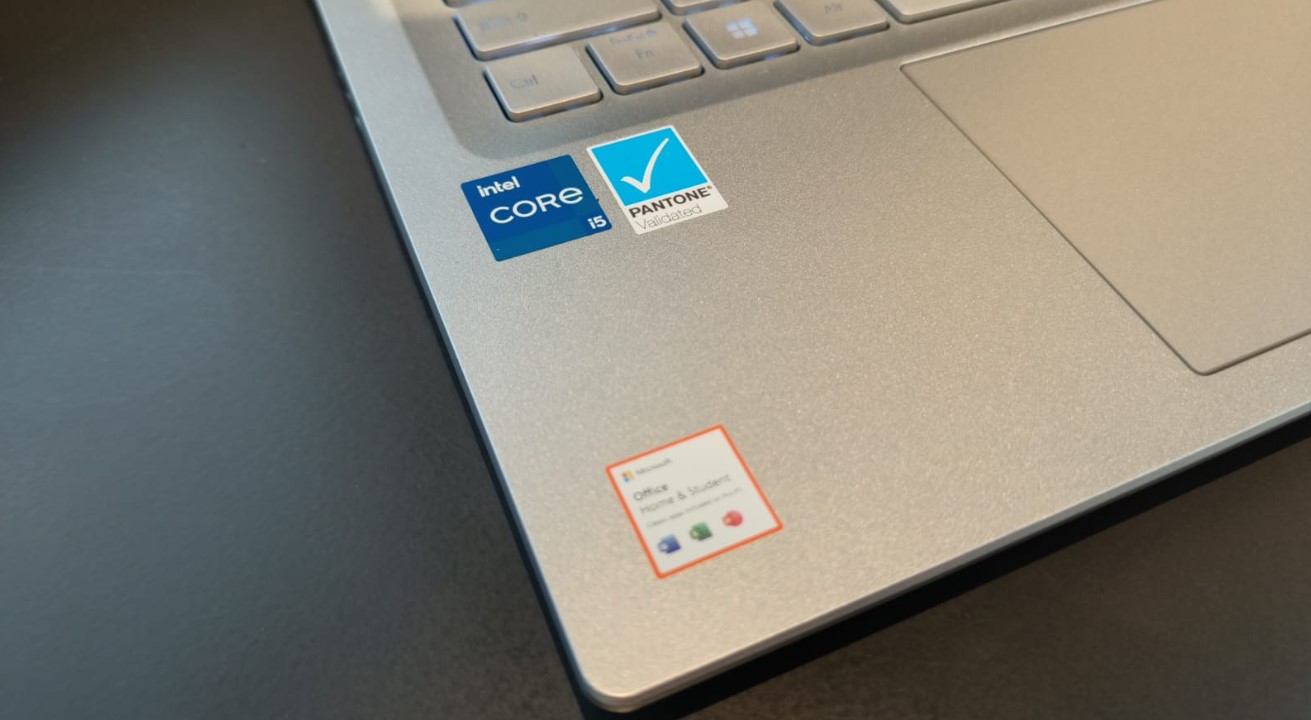 ASUS Vivobook 14X OLED