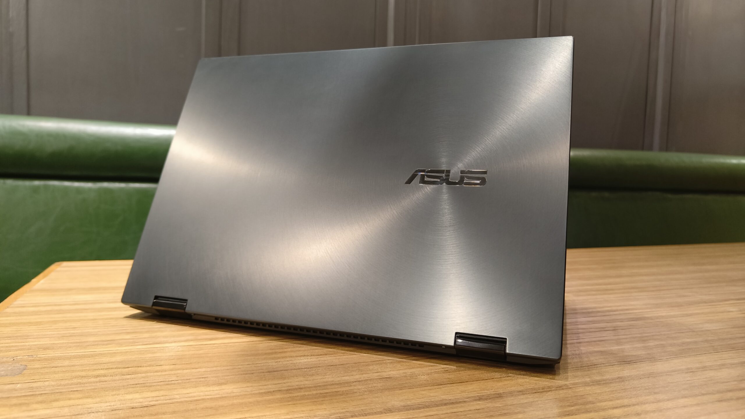 ASUS Zenbook 14 Flip OLED