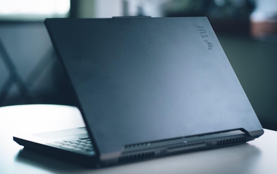 ASUS TUF Gaming A16 Advantage Edition