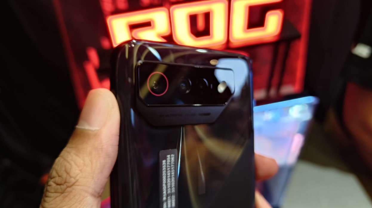 Review ROG Phone 7