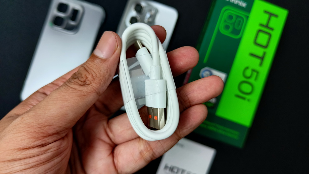 Unboxing Infinix Hot 50i: Smartphone Terjangkau dengan Fitur Mewah di Harga Rp1,4 Jutaan