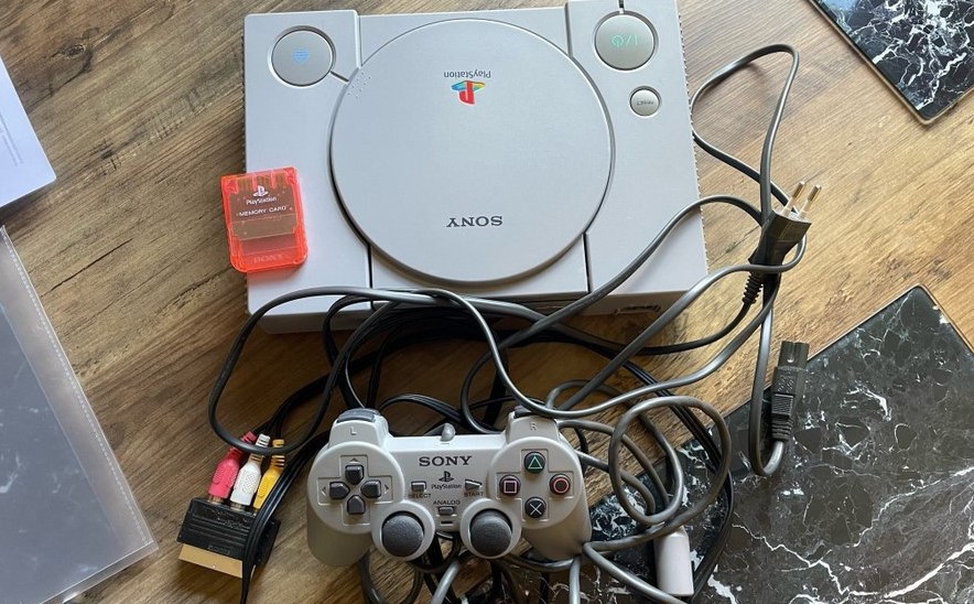 25 Fakta PlayStation 1: Konsol Pertama Sony yang Mengubah Industri Video Game!