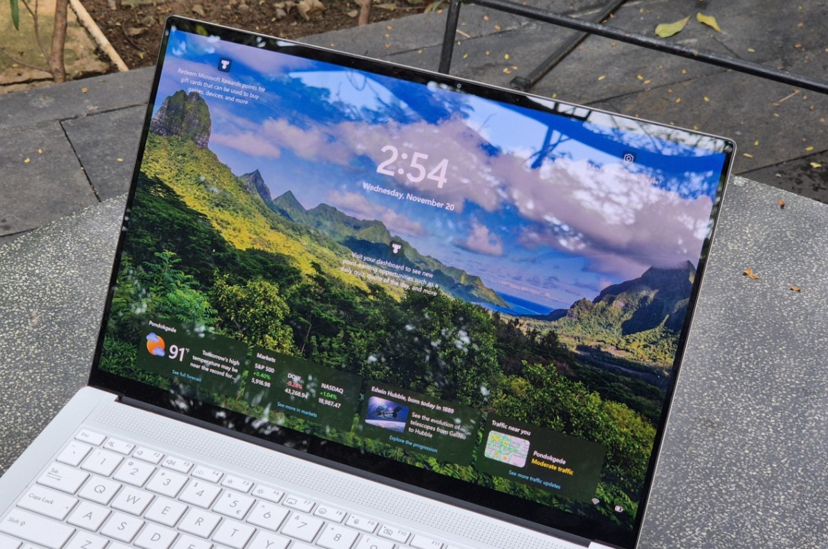 [REVIEW] ASUS Zenbook S 14 OLED (UX5406), Laptop Premium Super Tipis dengan Baterai Tahan Lama