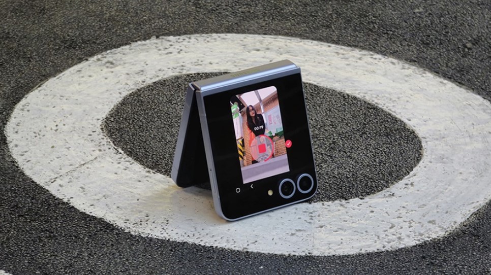 Galaxy Z Flip6, Teman Kreatif Gen Z untuk Konten Viral di Media Sosial