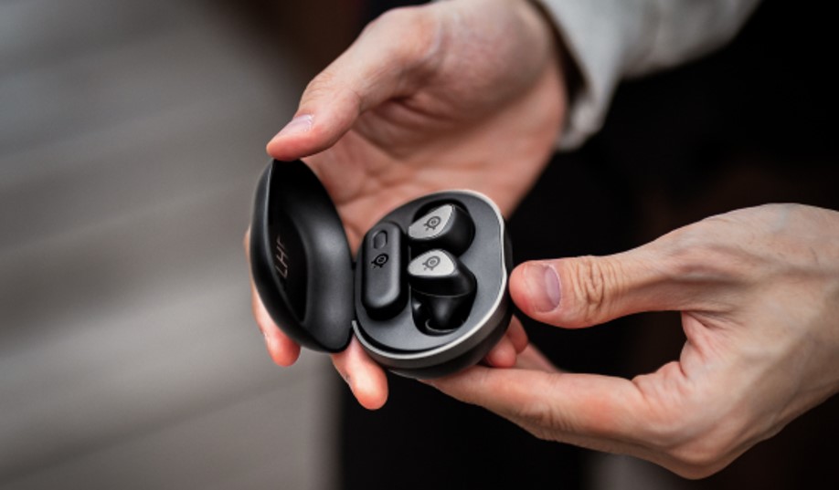 SteelSeries Arctis GameBuds, Earbuds Gaming Serbaguna dengan Kualitas Audio Premium