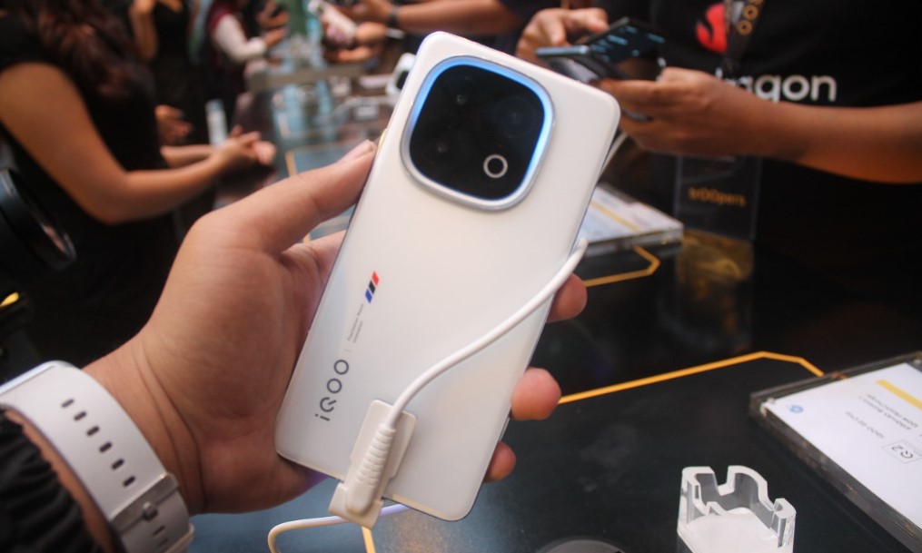 10 Hal Menarik iQOO 13 yang Perlu Kamu Ketahui Sebelum Membeli