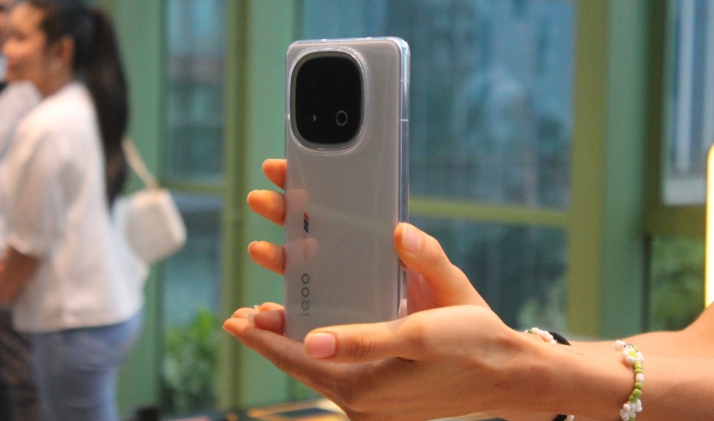 10 Hal Menarik iQOO 13 yang Perlu Kamu Ketahui Sebelum Membeli