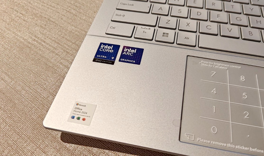 [Hands-on] ASUS Zenbook 14 OLED, Laptop Tipis dengan Intel Core Ultra Series 2