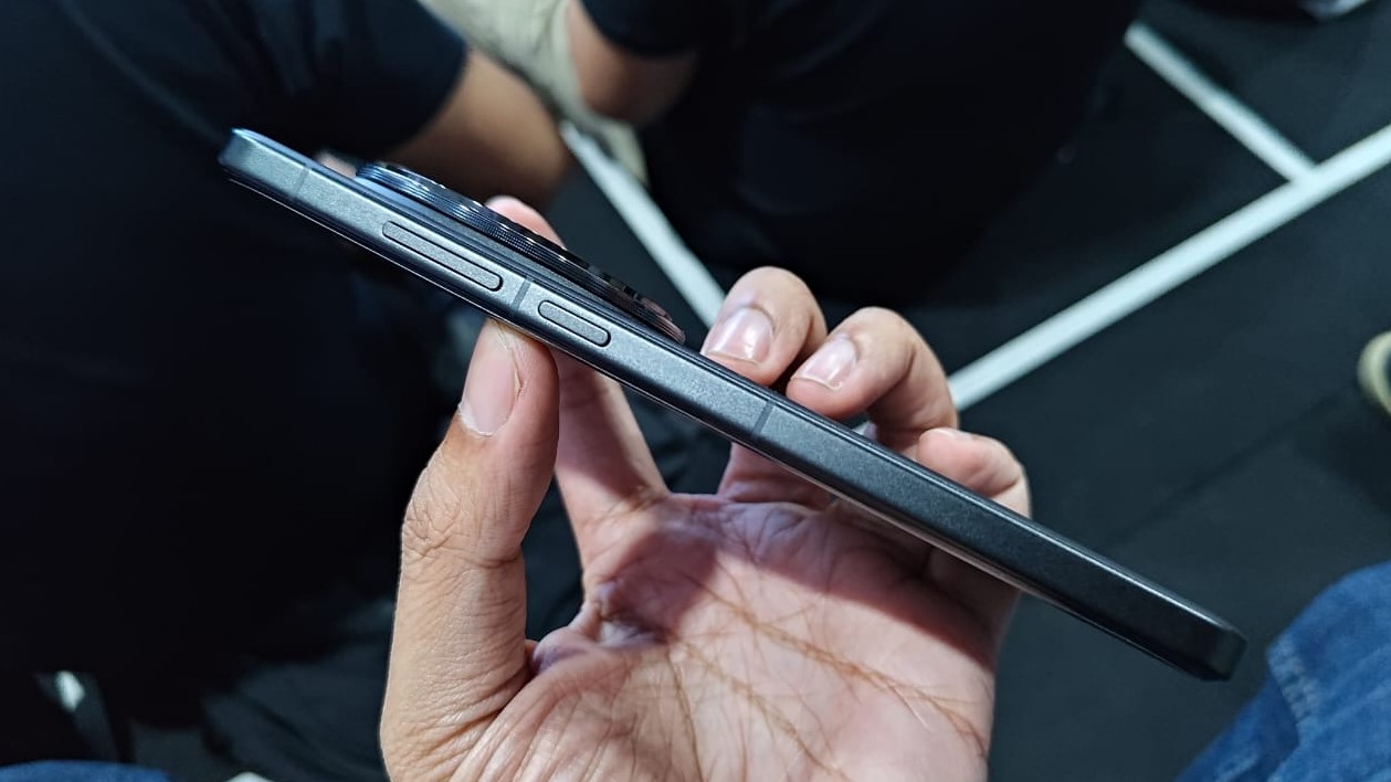 [Hands-on] Vivo X200 Pro: Desain Elegan, Kamera Canggih, dan Fitur Terbaik di Kelasnya!