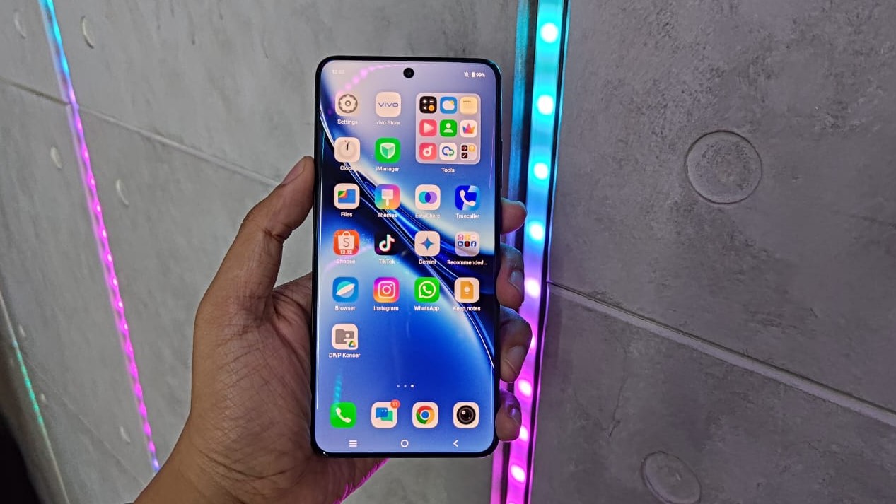 [Hands-on] Vivo X200 Pro: Desain Elegan, Kamera Canggih, dan Fitur Terbaik di Kelasnya!