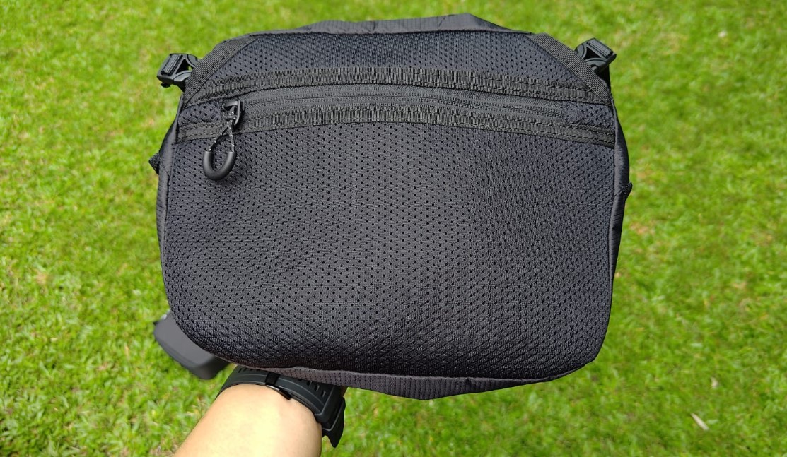 [REVIEW] ROG Archer Carry Bag, Tas Compact dengan Desain Kokoh untuk Gamer Aktif