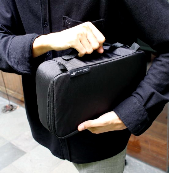 [REVIEW] ROG Archer Tech Pouch – Solusi Simpel dan Keren untuk Gamers!