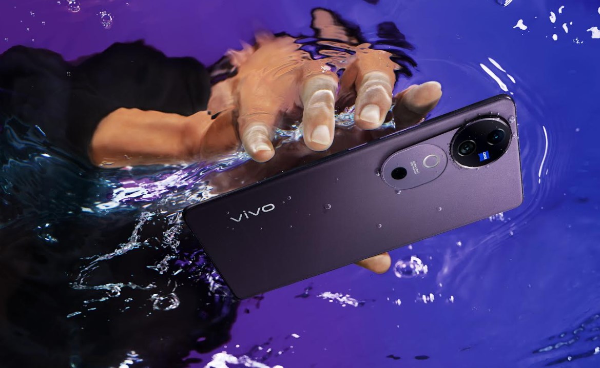 Sambut Tahun Baru dengan vivo V40: Gaya, Kreativitas, dan Teknologi dalam Genggaman