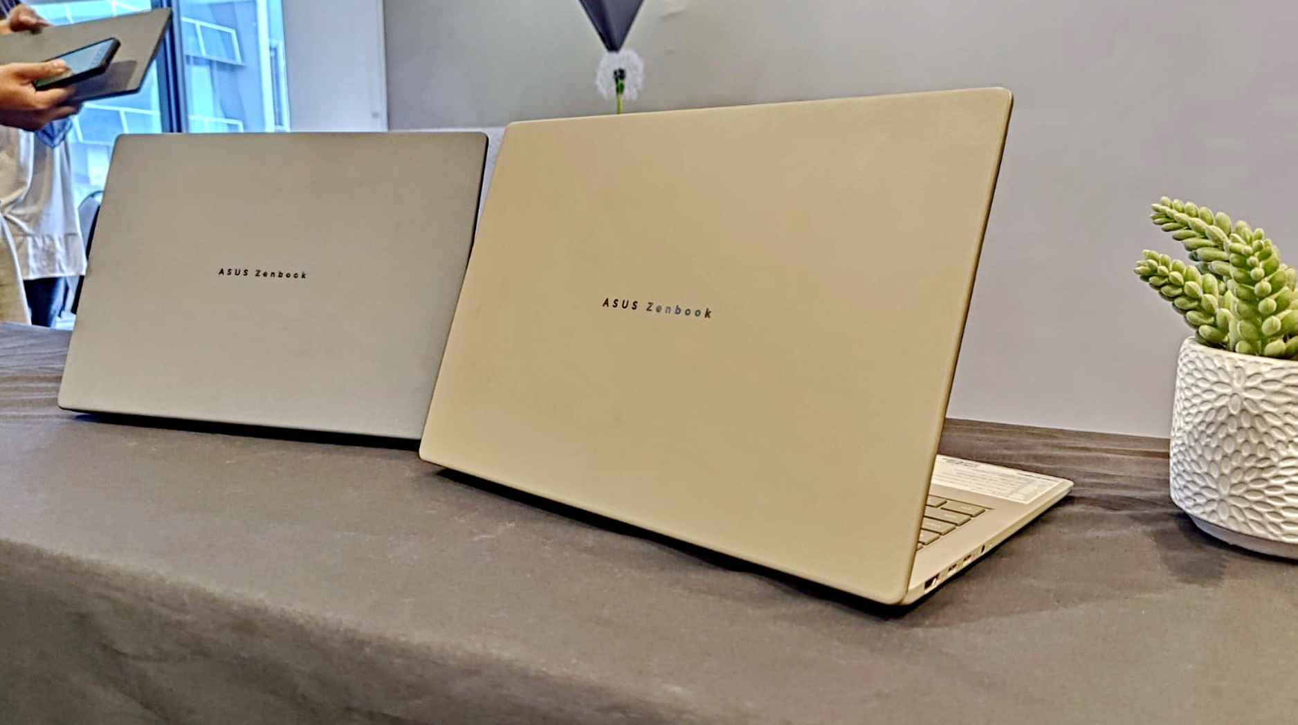ASUS Zenbook A14: Laptop Copilot+ PC Paling Ringan Segera Hadir di Indonesia!