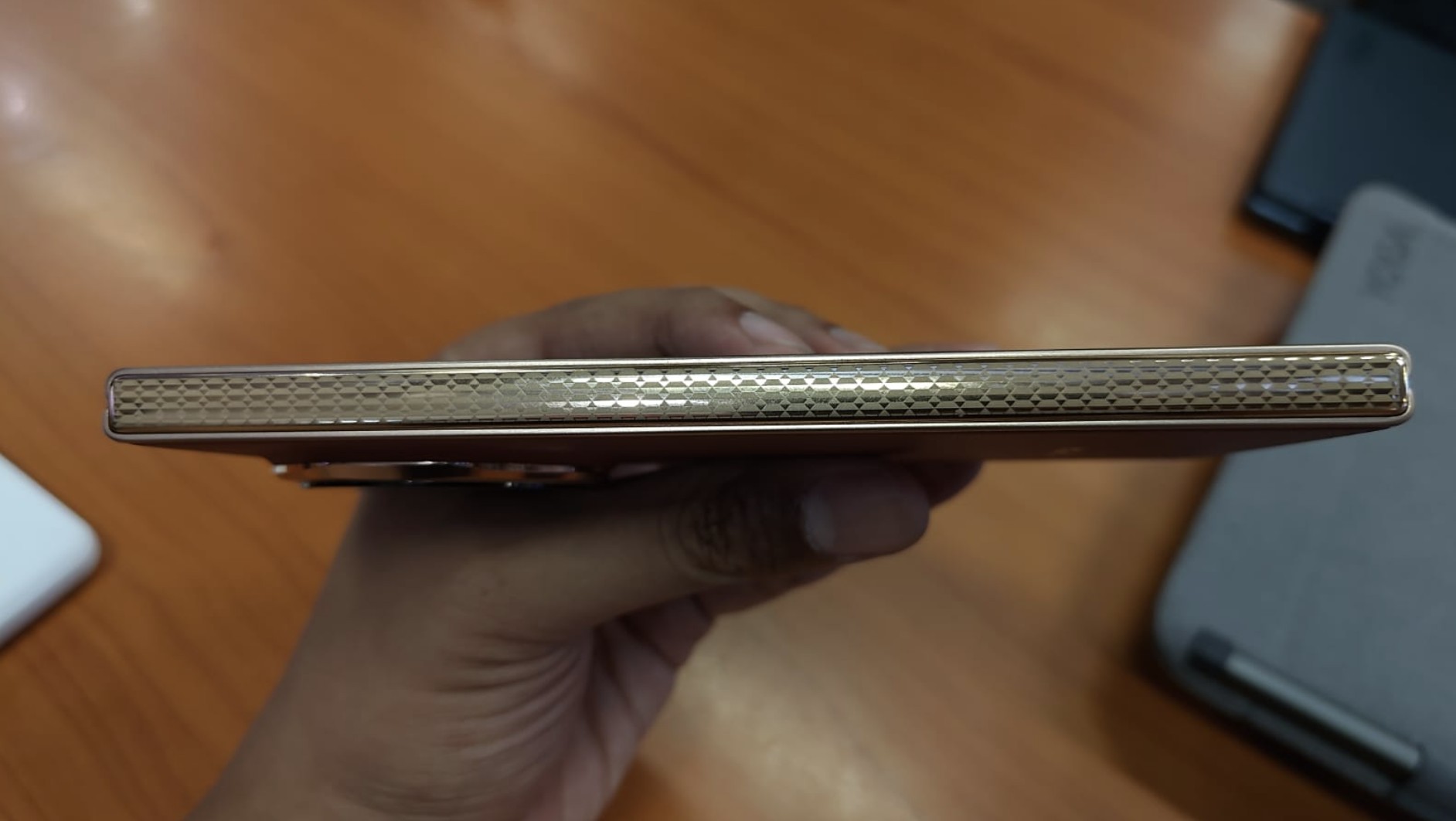 [Hands-On] Honor Magic V3, HP Lipat Super Tipis dengan Performa Powerful!