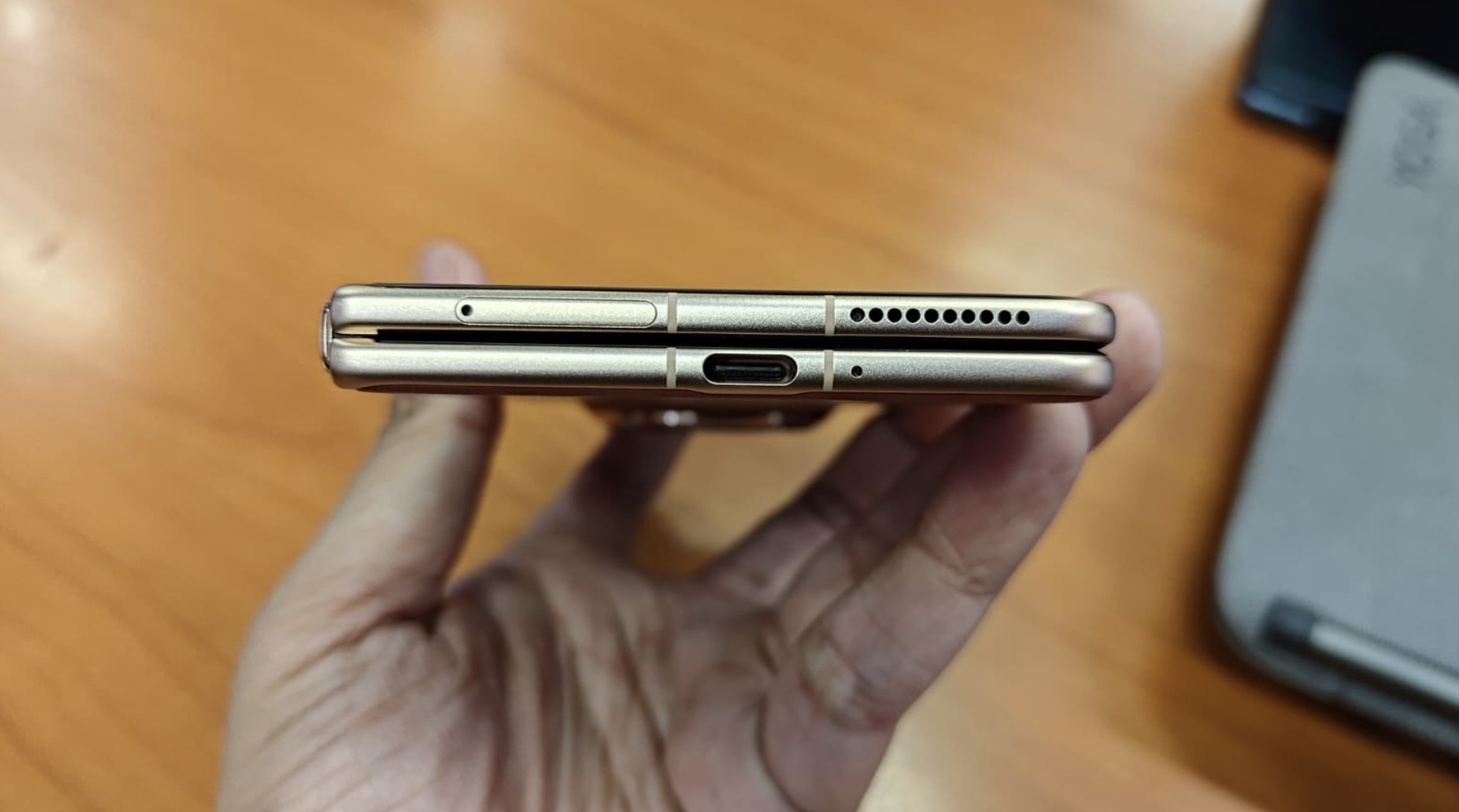 [Hands-On] Honor Magic V3, HP Lipat Super Tipis dengan Performa Powerful!