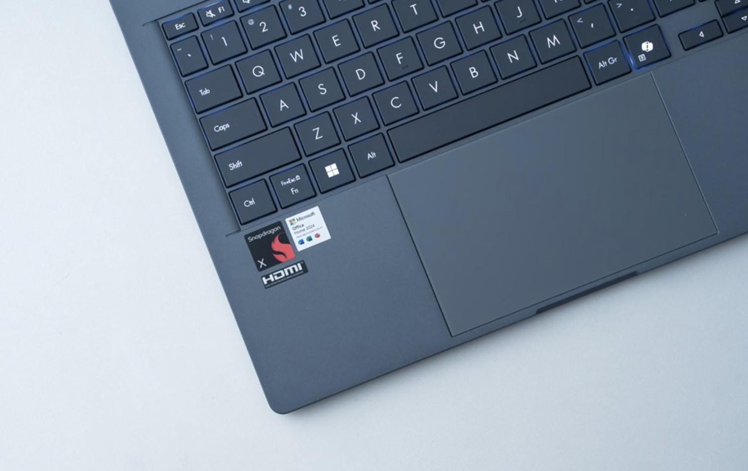 [REVIEW] ASUS Zenbook A14 (UX3407QA), Laptop Super Ringan dengan Performa AI Canggih!