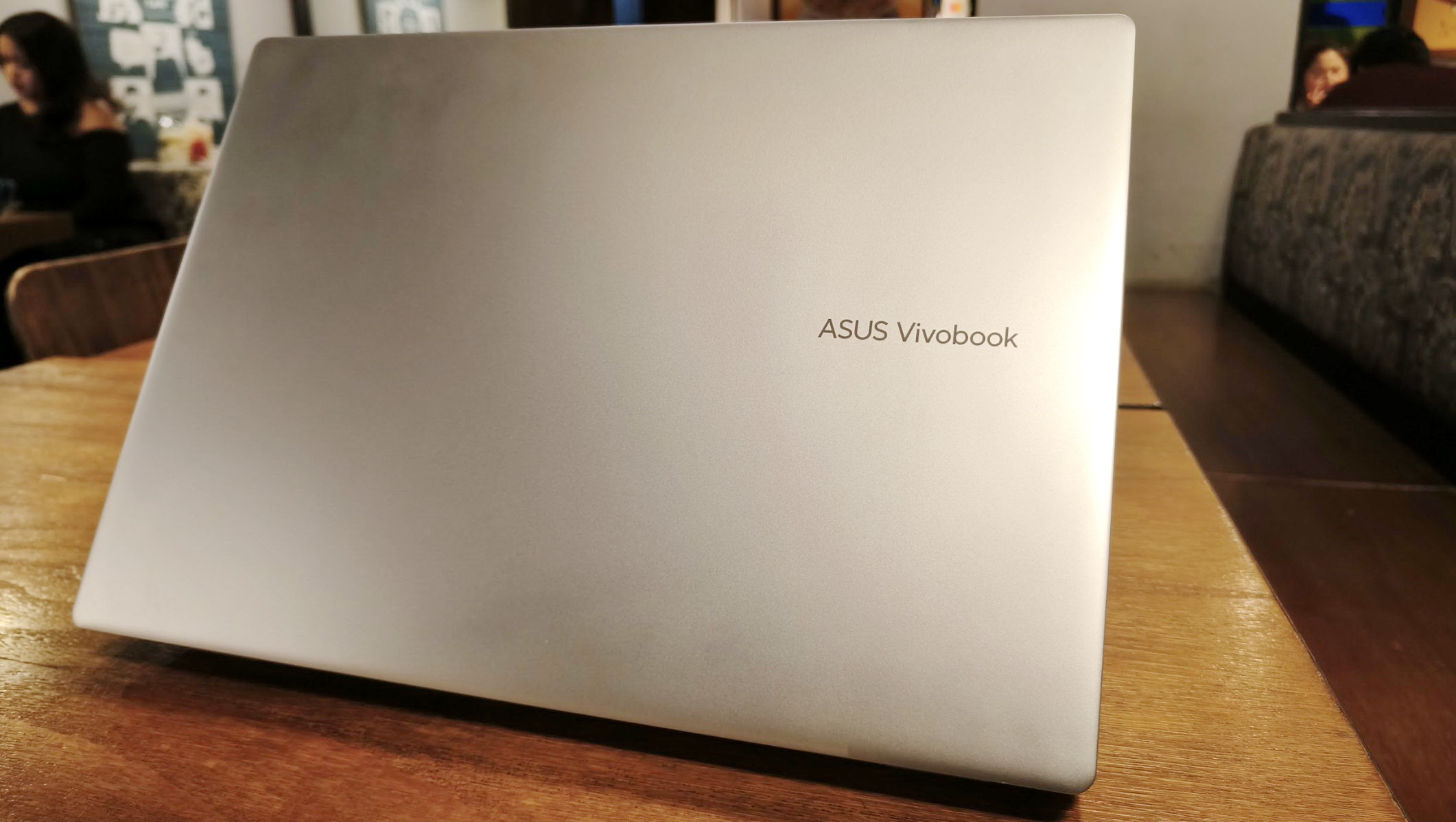 Hands-On Review Lengkap ASUS Vivobook 14 (A1407CA): Laptop AI Canggih dengan Harga Terjangkau