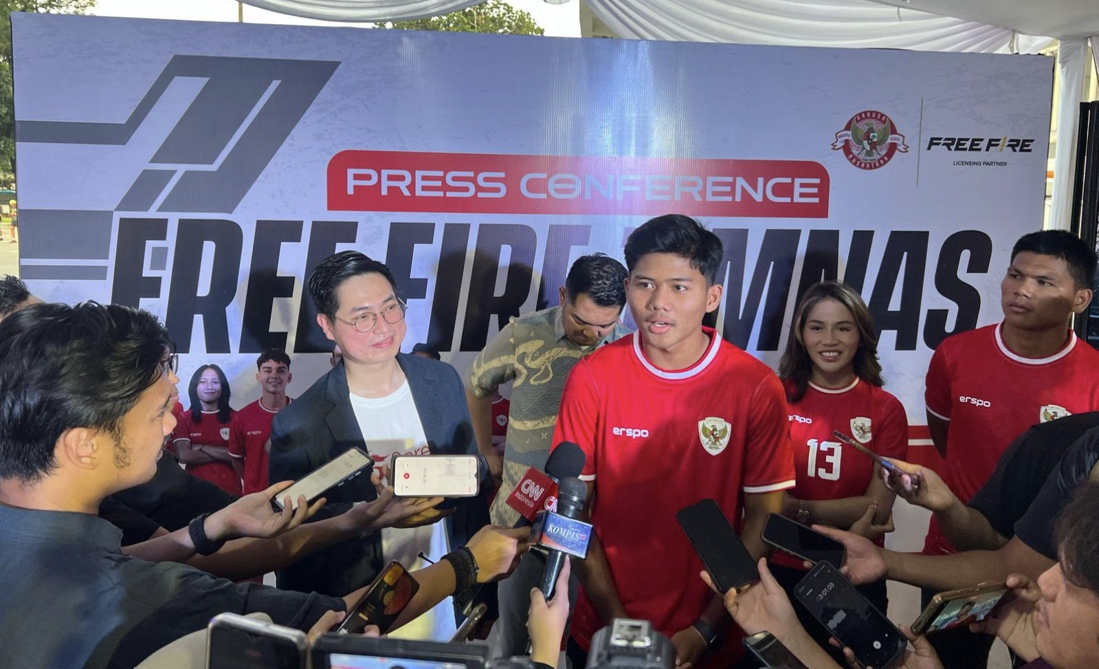 Jersey Timnas Indonesia Hadir di Free Fire, Rayakan Sepak Bola Nasional di Medan Pertempuran!