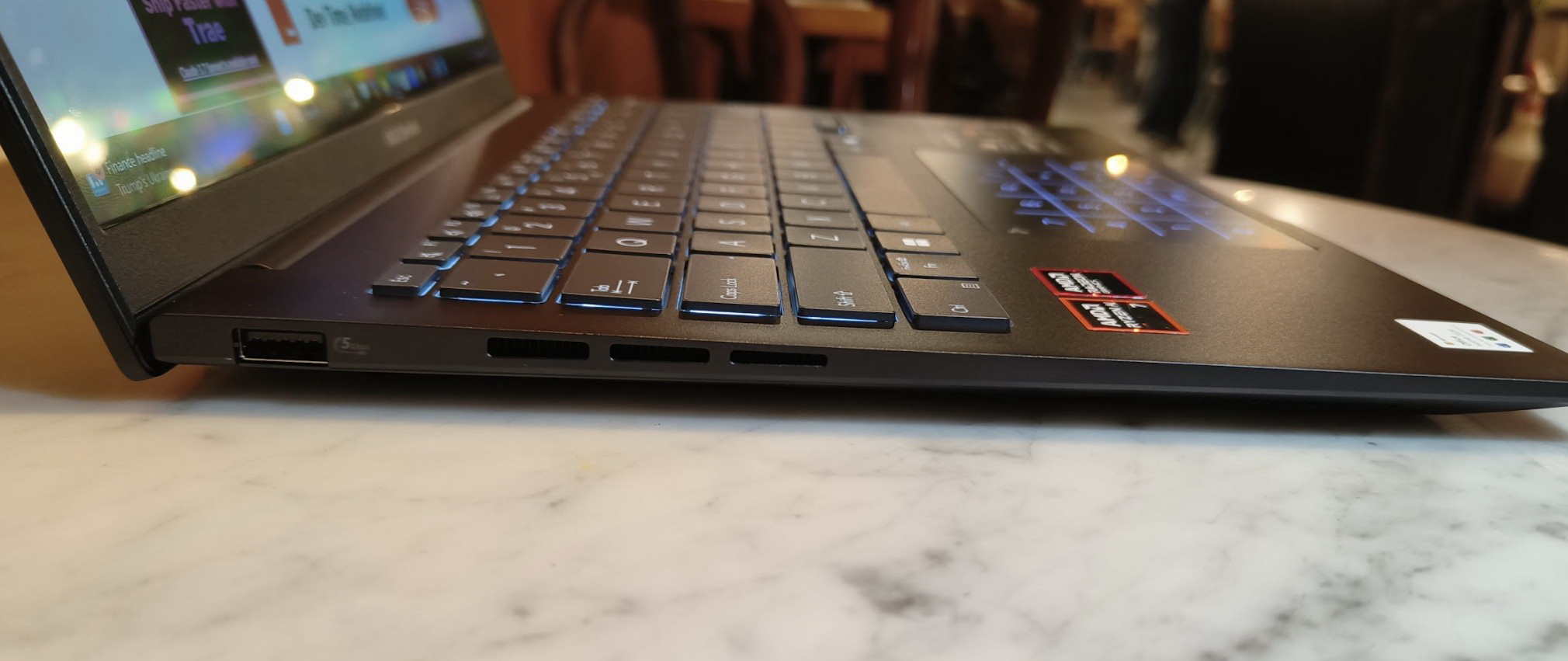 Hands-On Review Lengkap ASUS Zenbook 14 UM3406KA: Laptop AI Premium dengan Performa Tangguh dan Desain Elegan