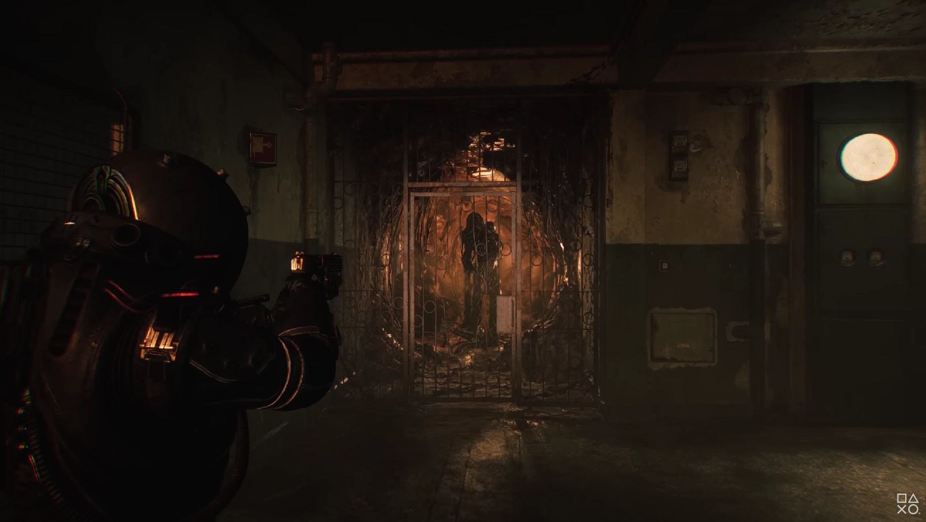 Cronos: The New Dawn Pamerkan Mekanik Unik, Musuh Bisa Menyatu Jika Tak Dibakar