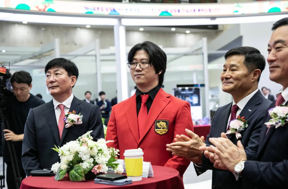 Kesuksesan Stellar Blade Membuat Direktur Shift Up Menjadi Salah Satu Orang Terkaya di Korea Selatan