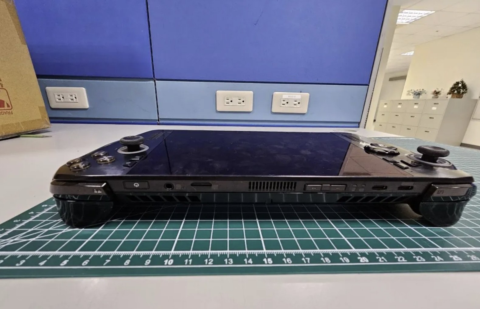 Bocoran Foto ASUS ROG Ally 2 Hadirkan Versi Xbox, Kolaborasi dengan Microsoft?