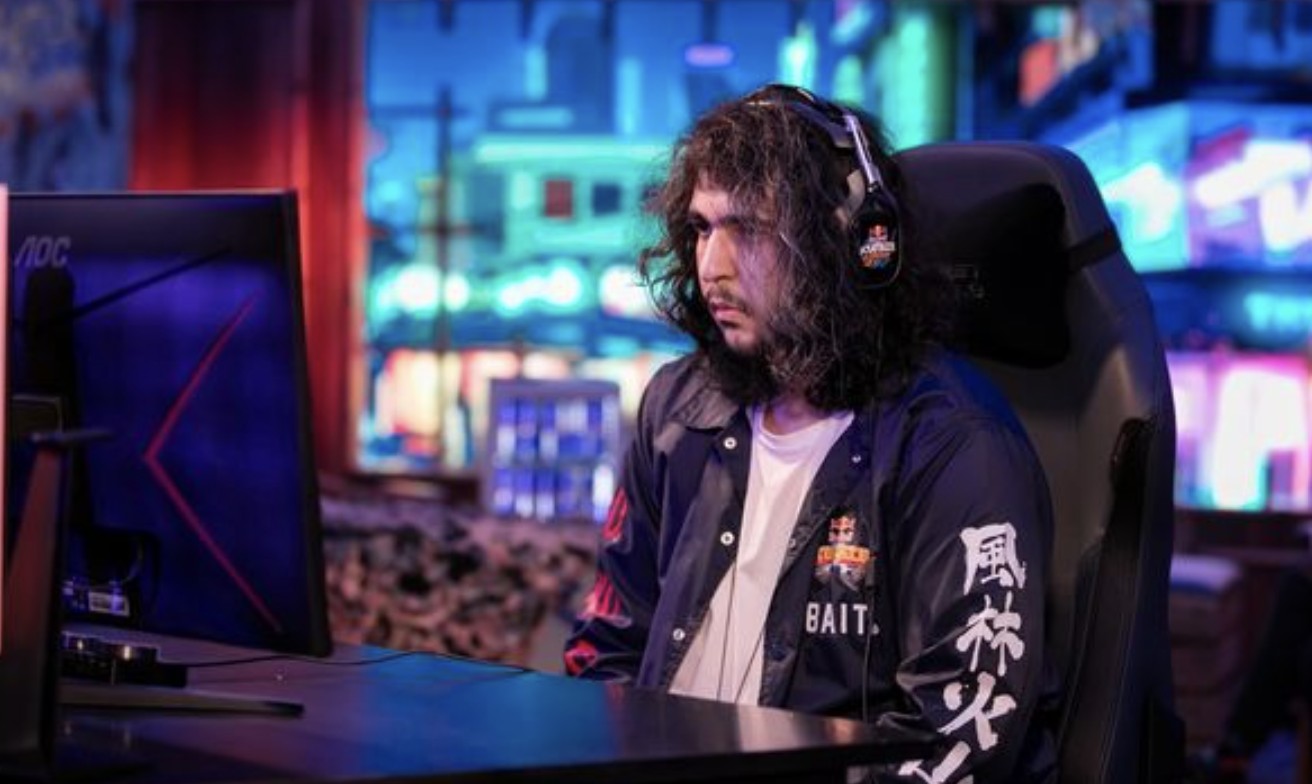 RRQ Rekrut Takamura! Si Jawara Street Fighter Eropa Kini Pakai Jersey Raja