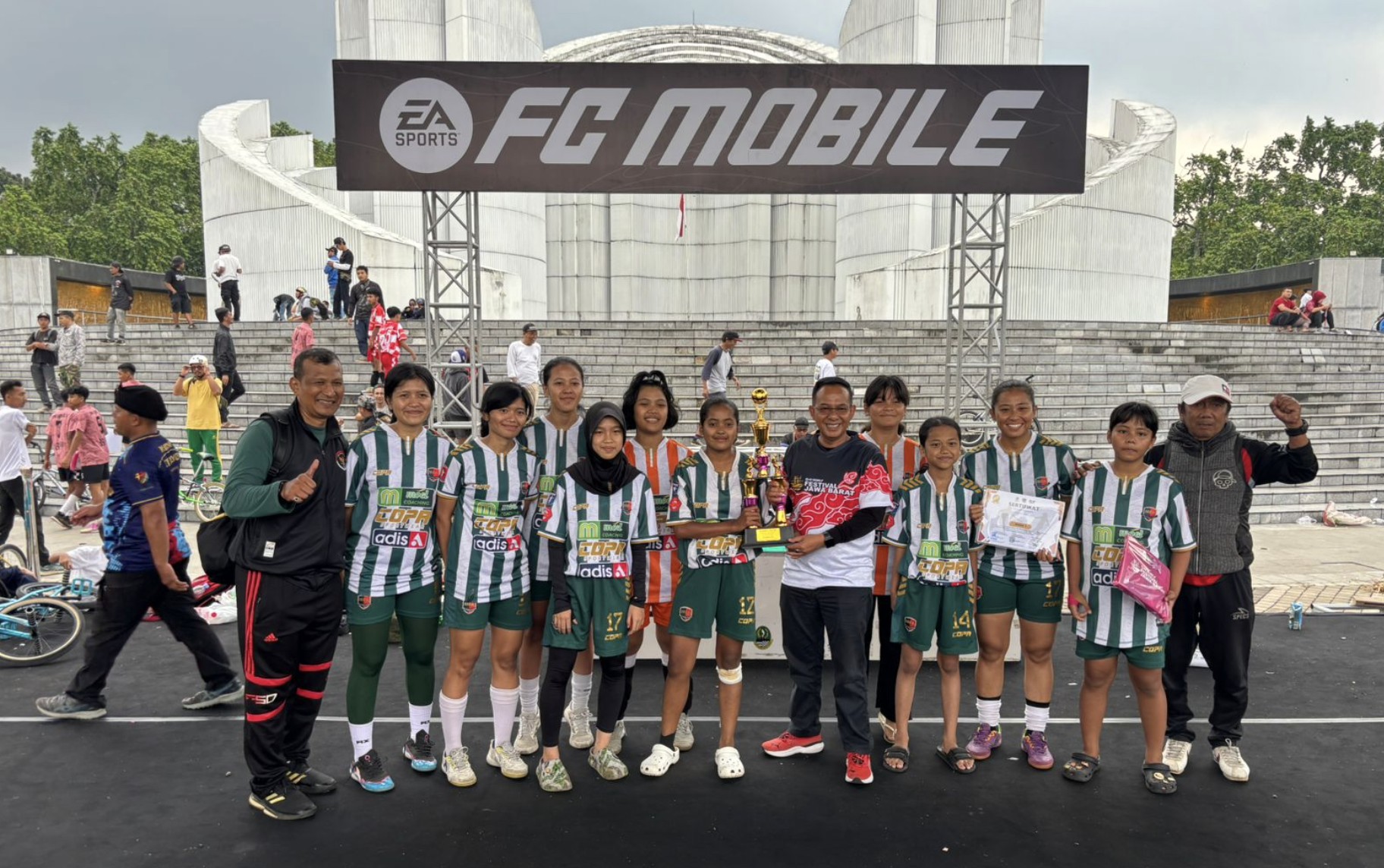Festival FC Mobile Jawa Barat 2025 Sukses Digelar, Kolaborasi Game, Olahraga, dan Budaya Pukau Warga Bandung