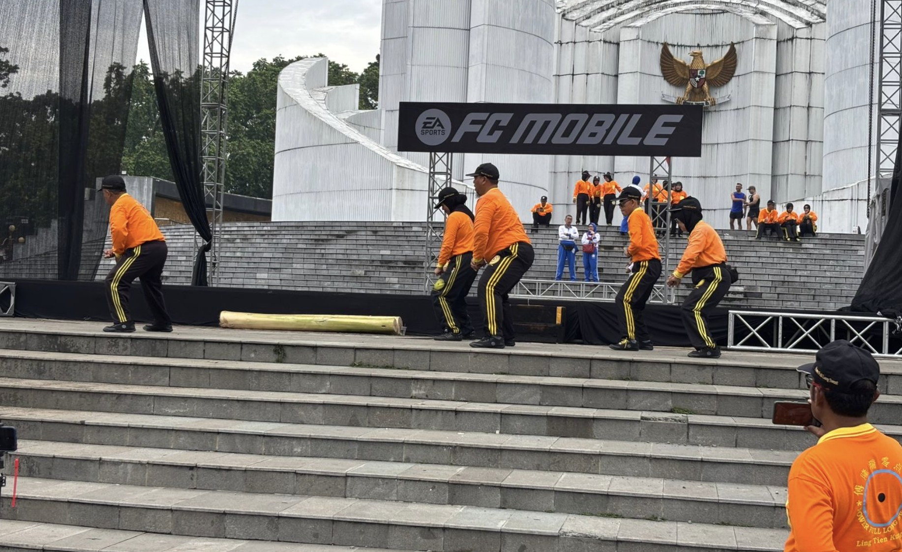 Festival FC Mobile Jawa Barat 2025 Sukses Digelar, Kolaborasi Game, Olahraga, dan Budaya Pukau Warga Bandung