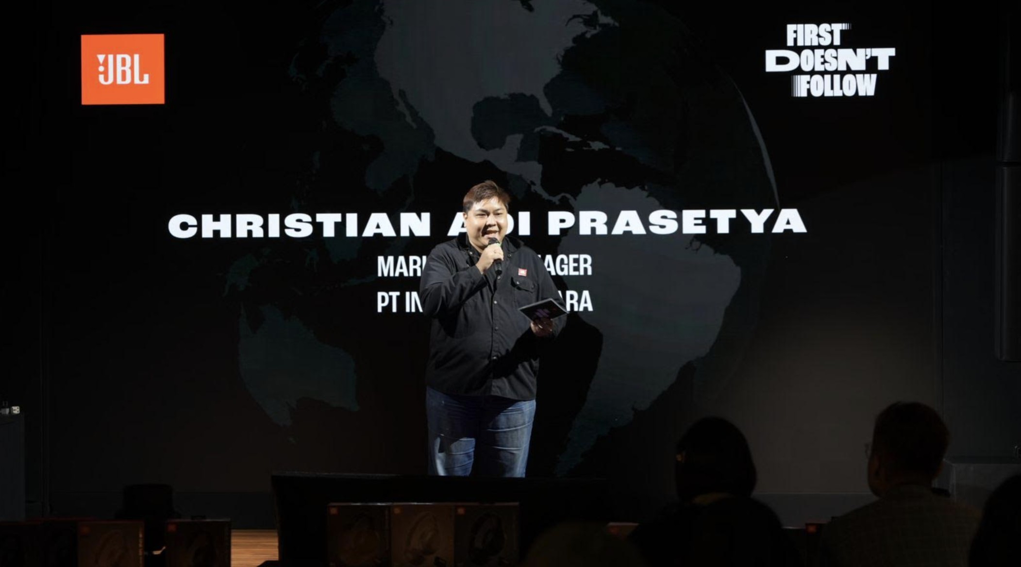 JBL Luncurkan Tour One M3 Smart Tx: Headphone Over-Ear Paling Canggih 2025