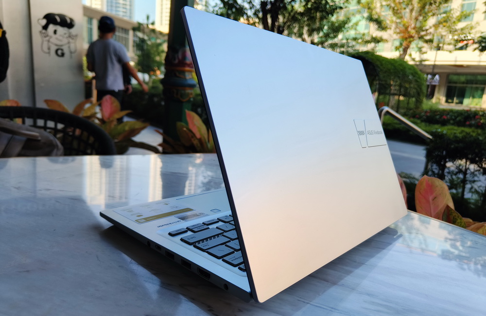 [REVIEW] ASUS Vivobook 14 A1405VA, Laptop Serba Bisa Buat Profesional Muda