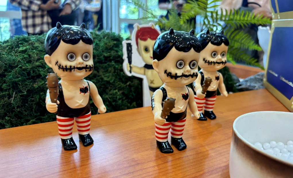 Black Pearl by Josh Wang Hadirkan Pameran Tunggal “FOR PEACE” Pertama di Indonesia