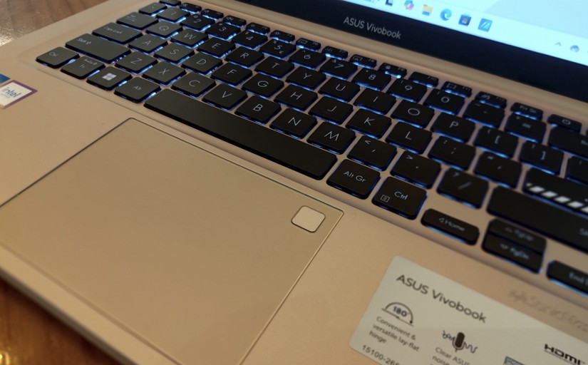 [REVIEW] ASUS Vivobook 14 A1404VAP, Laptop Ringkas dengan Performa Andal 
