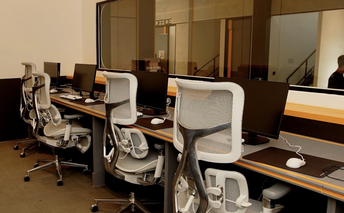 RRQ Resmikan RRQ Arena Bandung: Gaming Hub Modern dan Rumah Baru untuk Komunitas Anak Muda