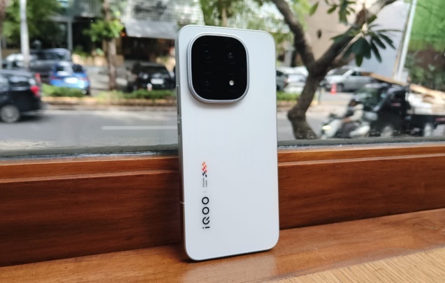 Performa Jadi Identitas: Strategi iQOO Sepanjang 2025 yang Mengubah Peta Persaingan Smartphone Indonesia