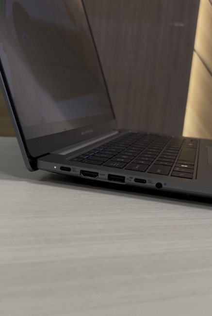 [REVIEW] ASUS ExpertBook PM3 (PM3406CKA): Laptop AI buat Kerja Tenang, Bisnis Jalan Terus