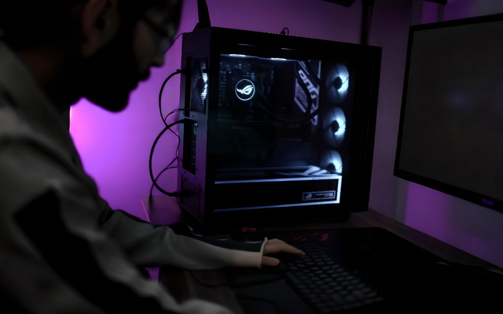 [REVIEW] ROG GM700TZ: Definisi PC Prebuilt "Monster" yang Bikin Rakit Sendiri Jadi Terasa Ribet