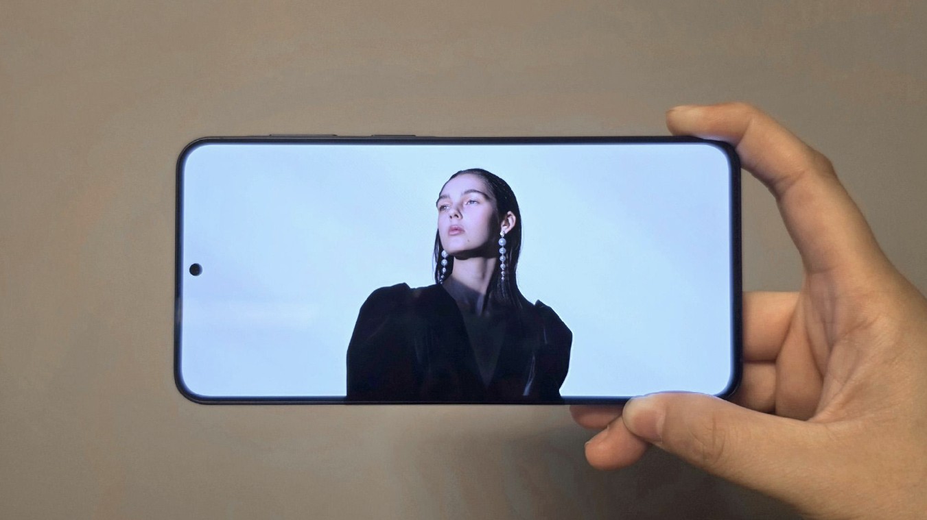 Samsung Galaxy A57 5G Tiba di Indonesia: HP Tipis nan Gahar, Siap Libas Game Berat dan Bikin Konten Pakai AI!