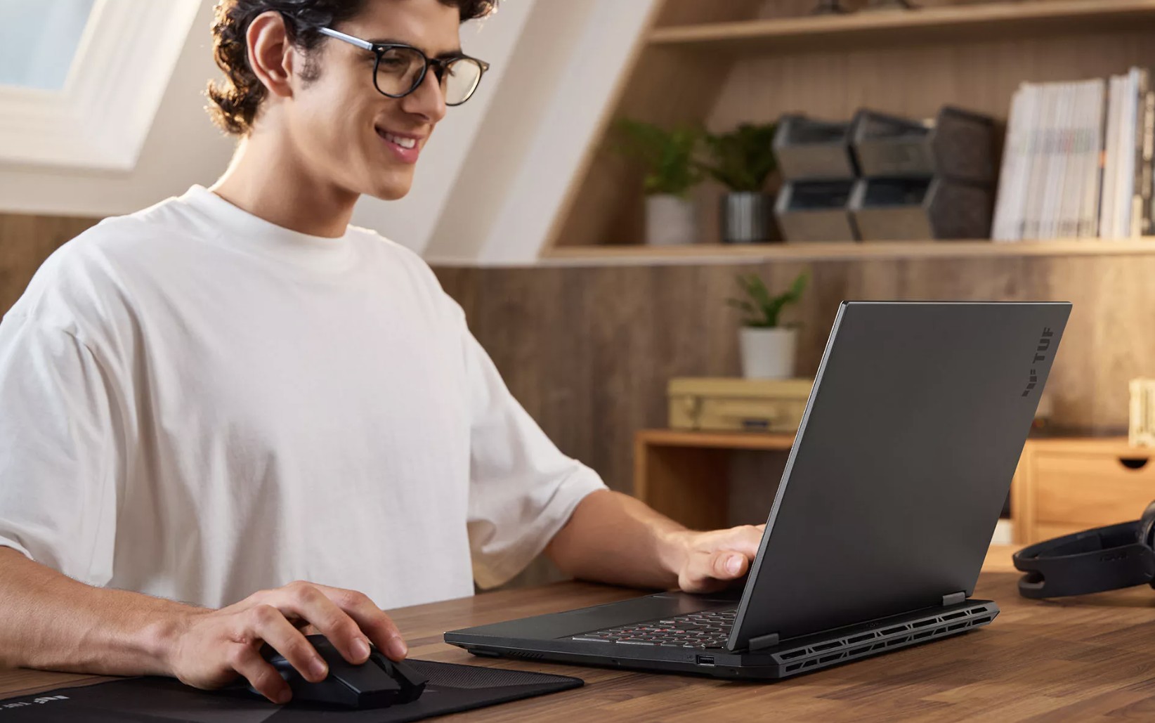 7 Alasan Kenapa TUF Gaming F16 (FX608) dan A16 (FA608) Jadi Laptop Gaming Paling Worth It di 2026