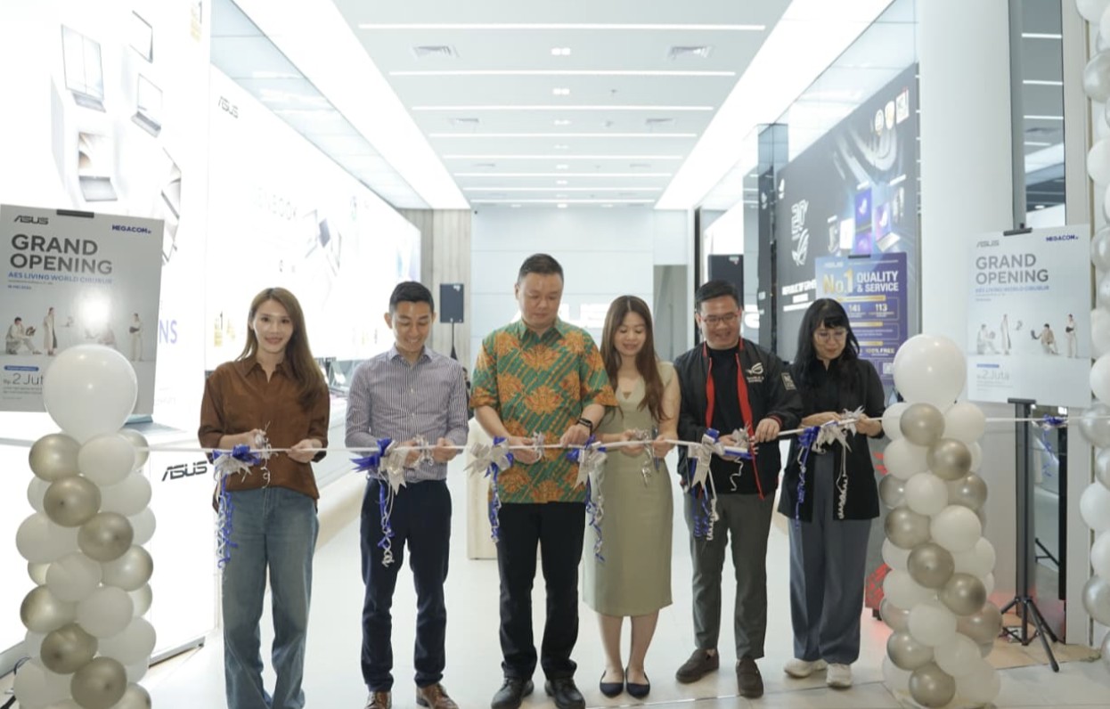ASUS Resmikan Exclusive Store di Living World Kota Wisata Cibubur