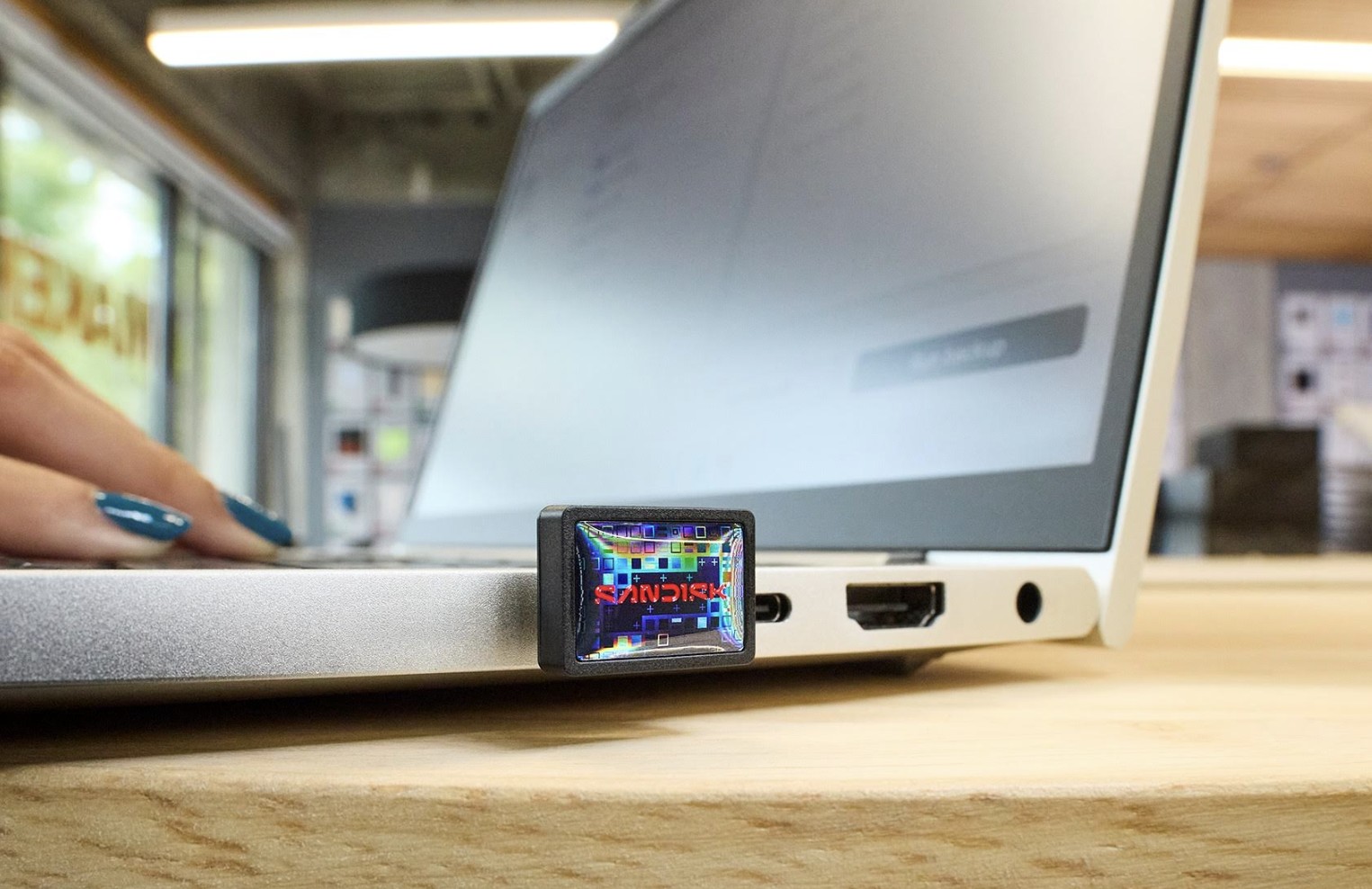 Tren Storage Berubah, Flashdisk Kini Jadi Barang Mewah? Sandisk Luncurkan Drive 1TB Seharga 5 Jutaan!