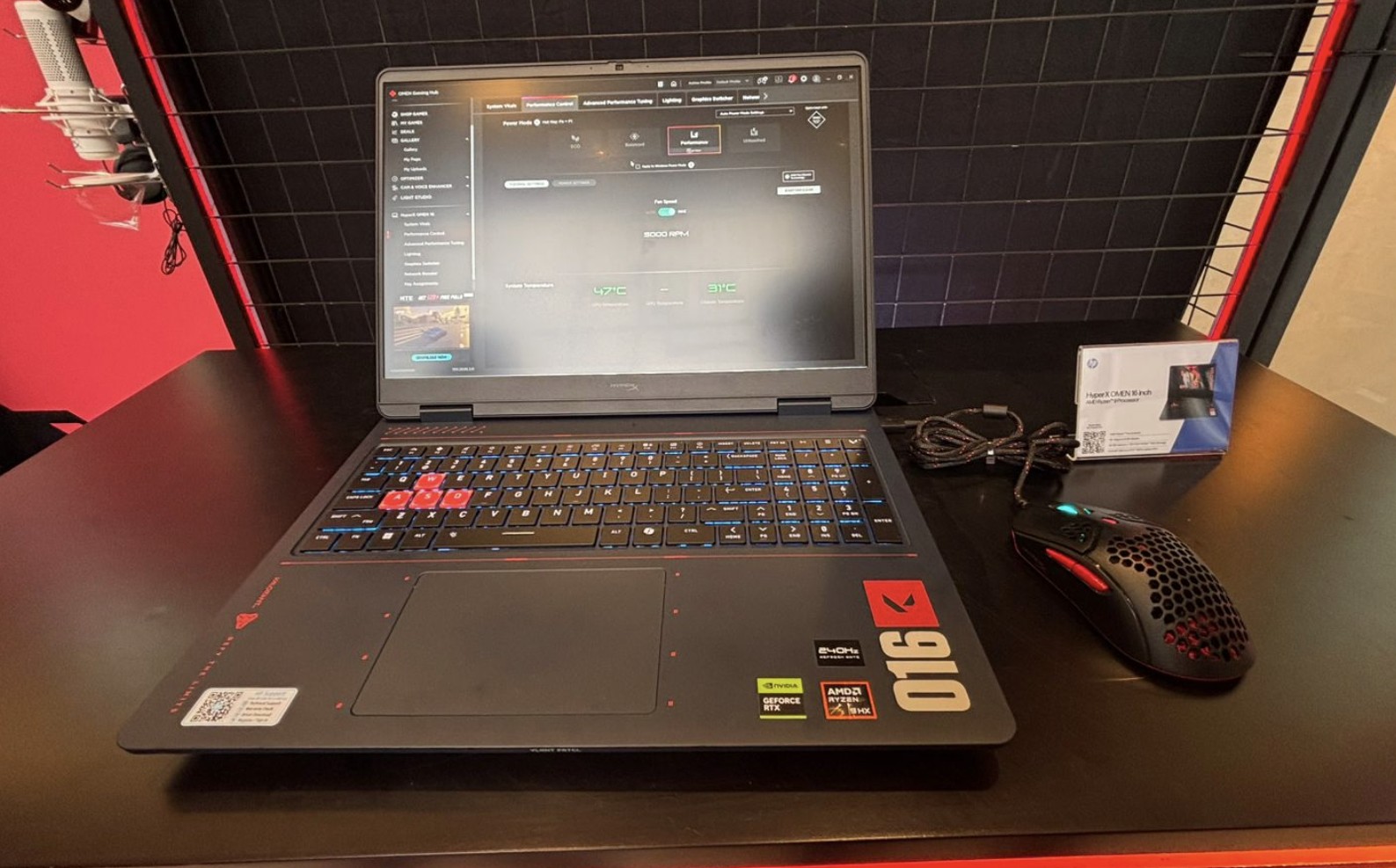 HP Elevate Indonesia 2026 Gebrak Pasar Lewat Laptop Gaming Valorant Edisi Terbatas dan Lini PC OmniBook Bertenaga AI