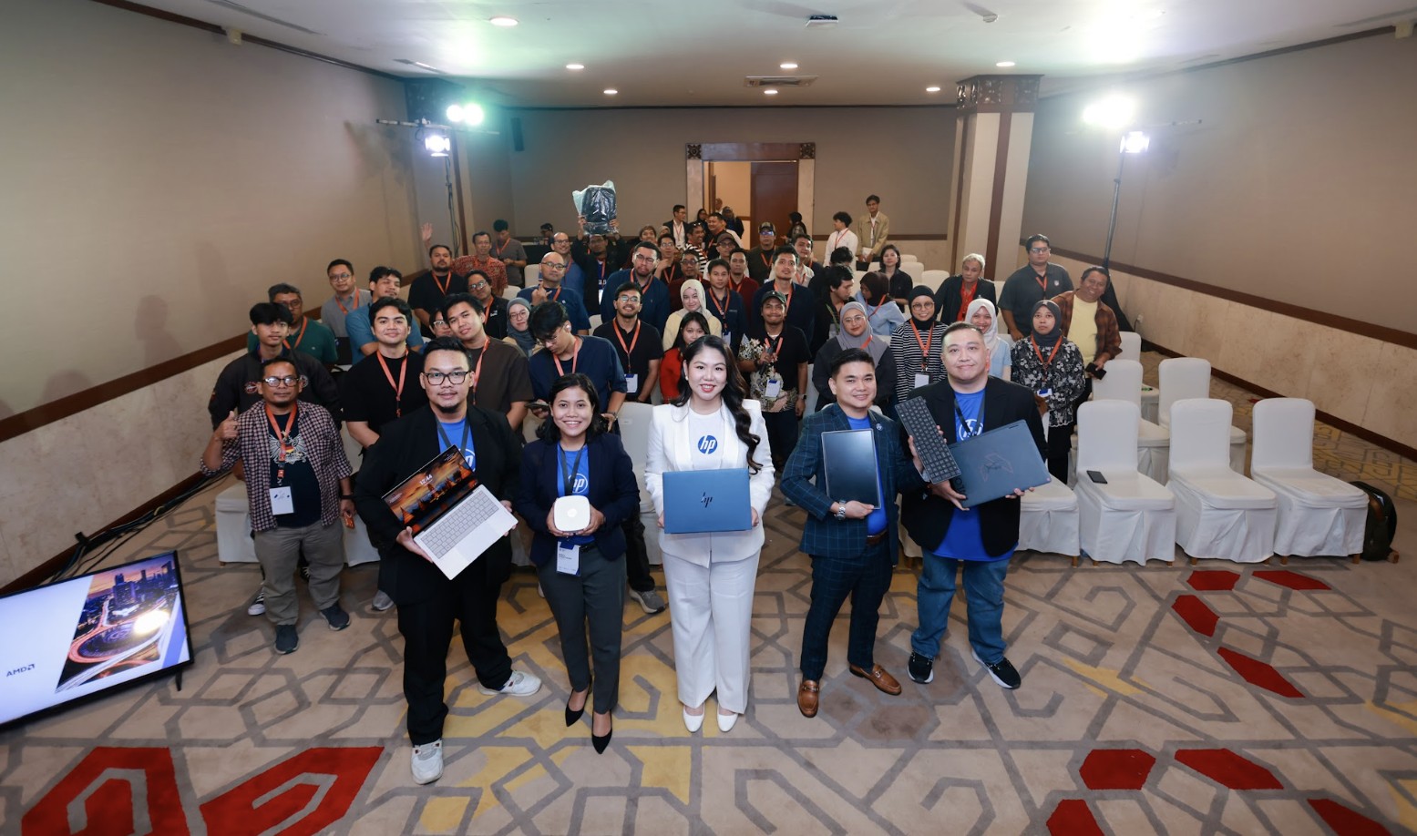 HP Elevate Indonesia 2026 Gebrak Pasar Lewat Laptop Gaming Valorant Edisi Terbatas dan Lini PC OmniBook Bertenaga AI