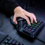 Razer Tartarus V2 Pro Bawa 31 Tombol dan HyperPolling 8000 Hz