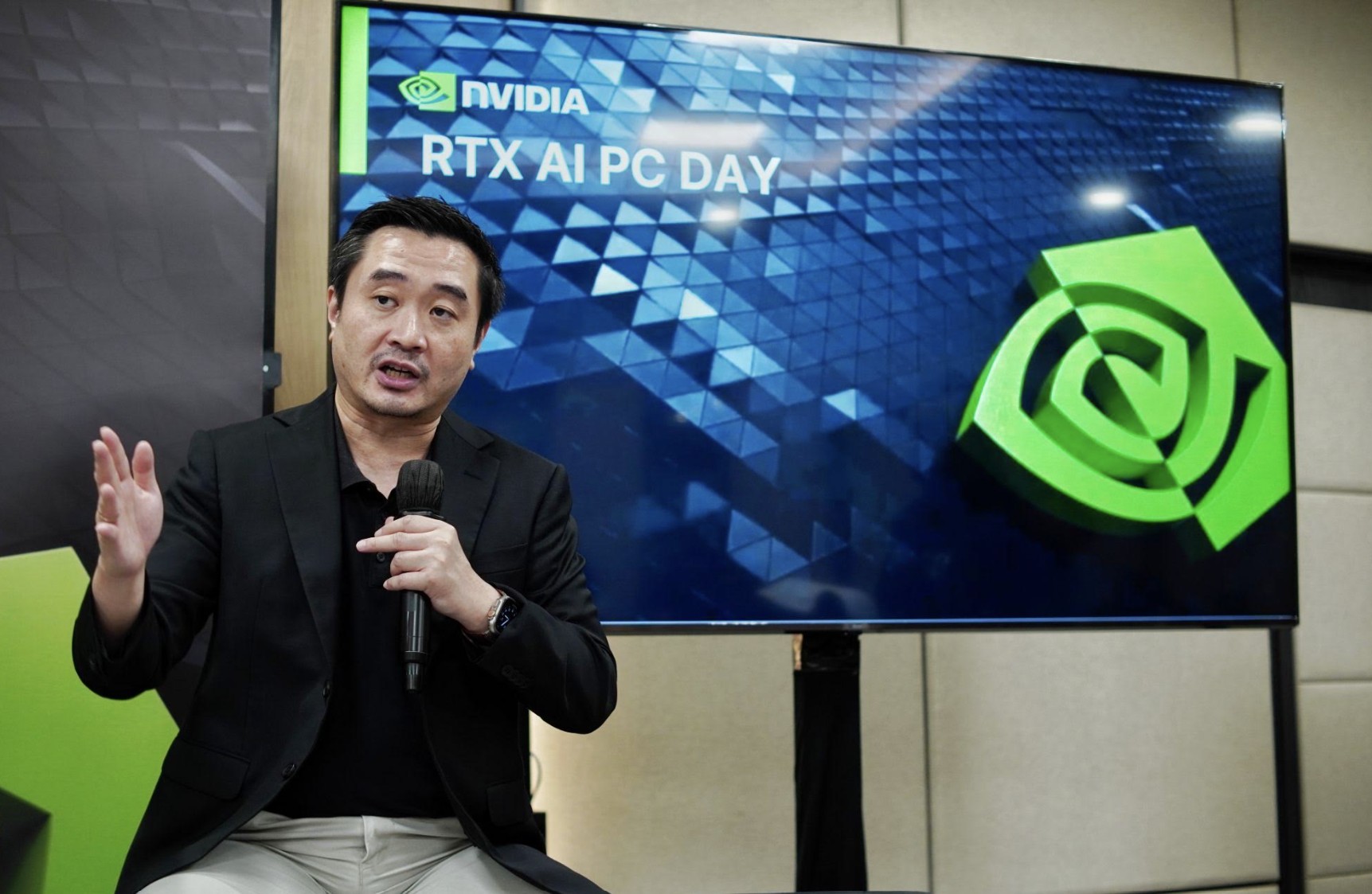 NVIDIA RTX AI PC Day di UPH, Mahasiswa Unjuk Proyek AI