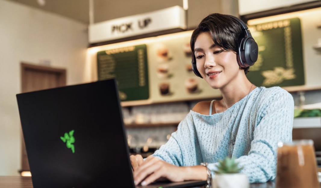 Razer Barracuda V2 Pro Hadir, Baterai Tahan 70 Jam