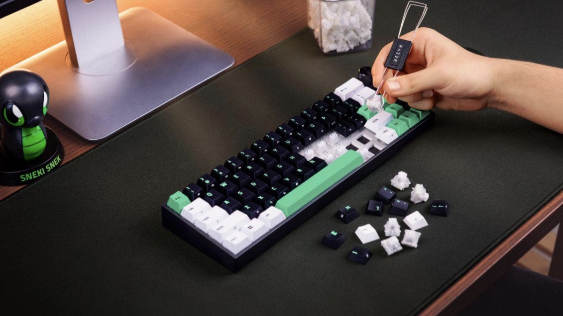 Razer Reclusa Mini 65% Hadir dengan Switch Magnetik