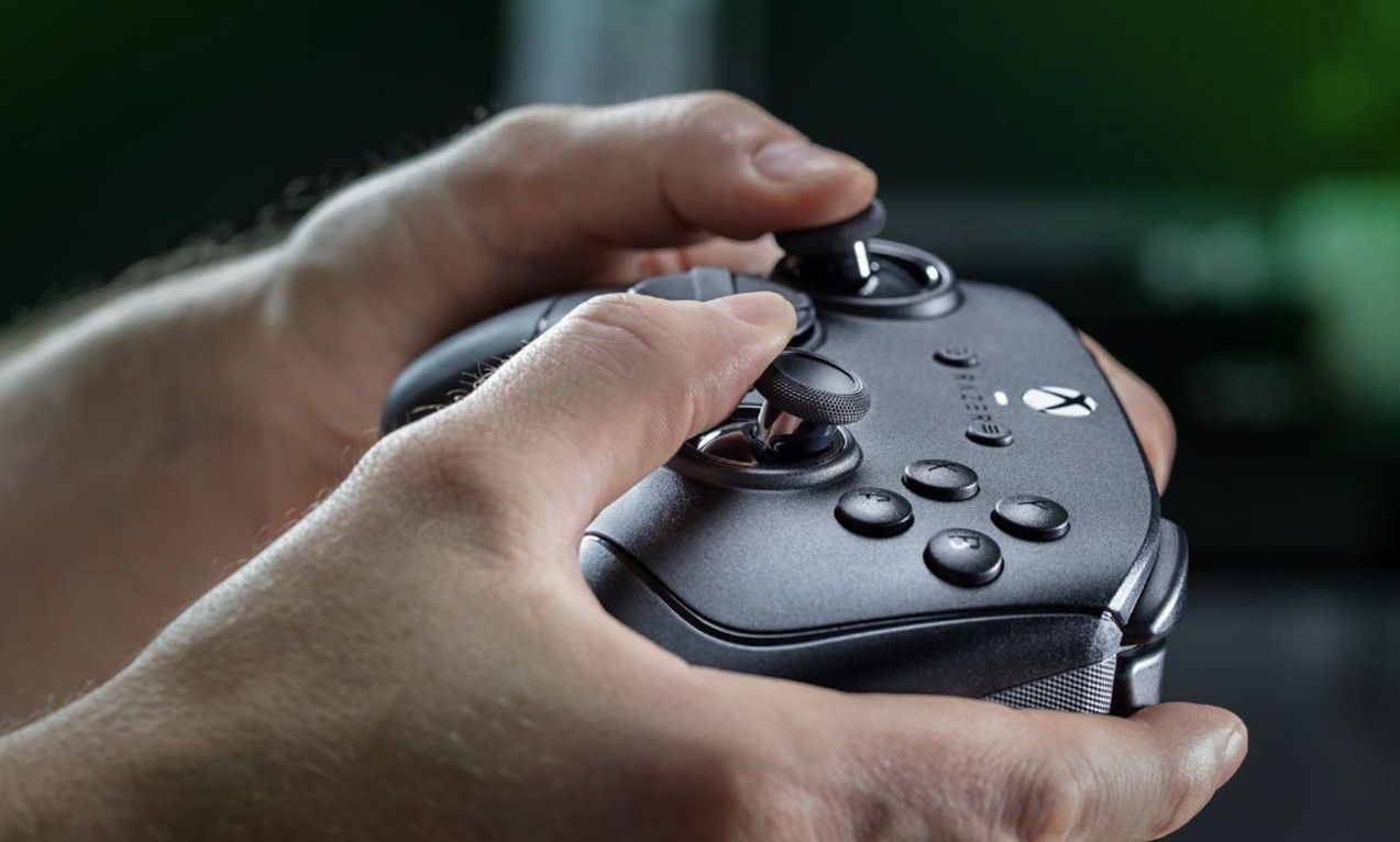 Razer Wolverine V4 Resmi Hadir untuk Xbox dan PC